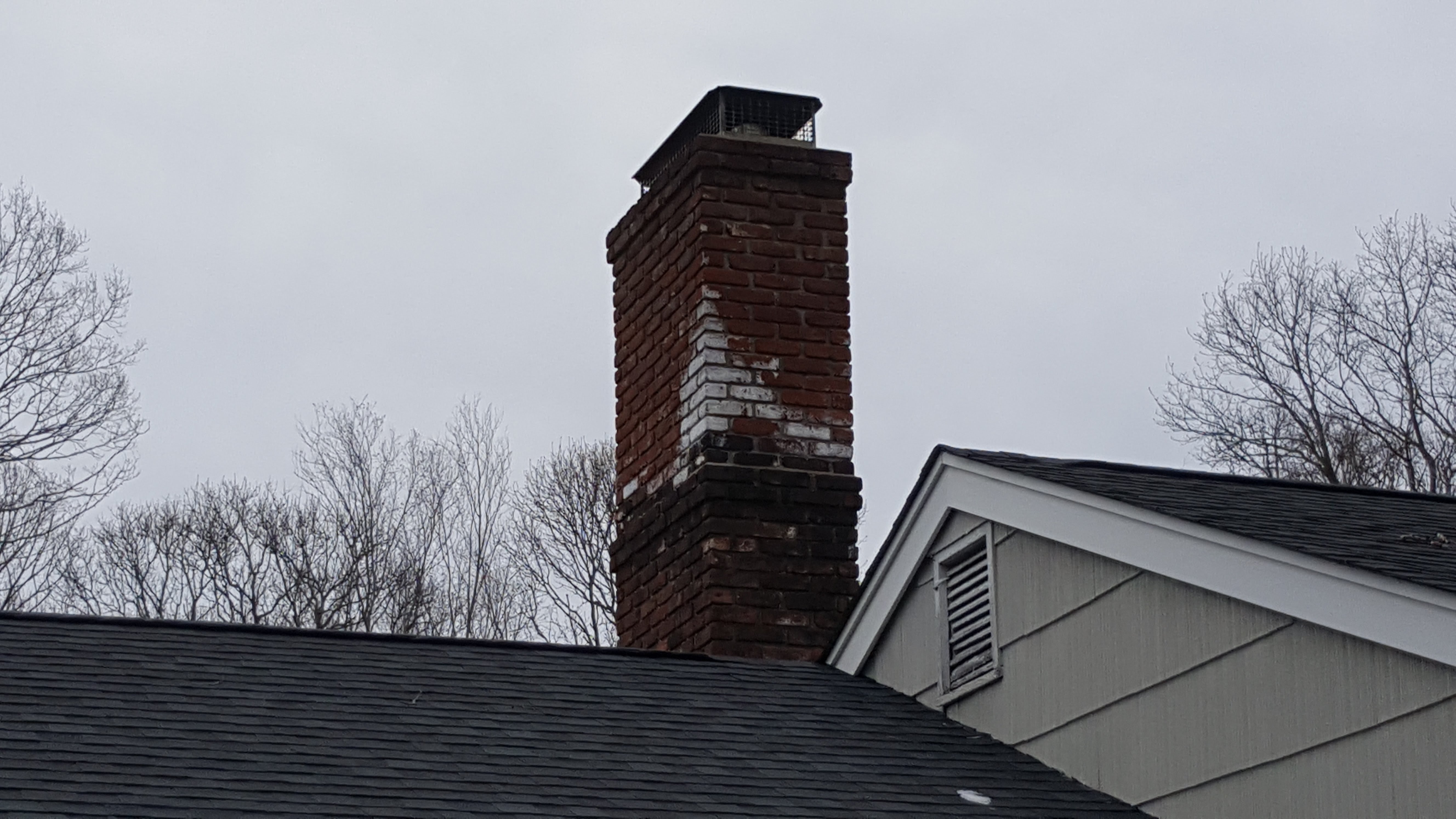 Complete creosote removal from chimney flue in Lindenhurst, NY